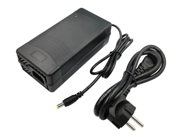 Charger-42V-36V-10S-3A-li-ion-dc2